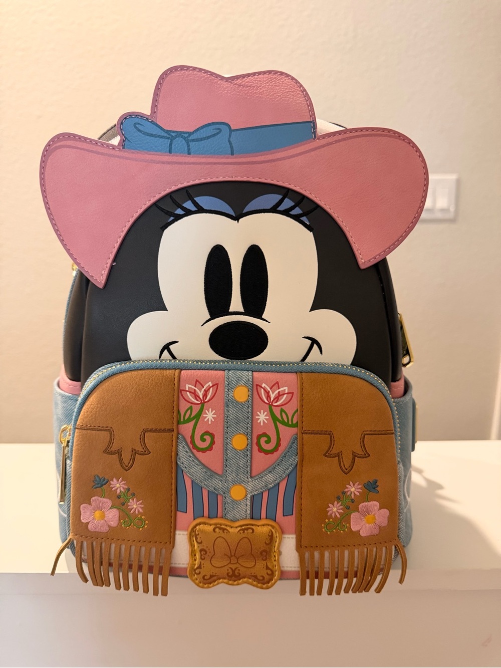 LOUNGELFY
Minnie Mouse Cowgirl Mini Backpack